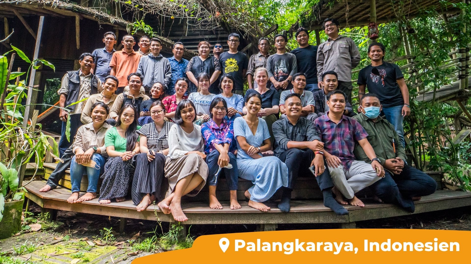 Gruppenfoto vom Team in Indonesien