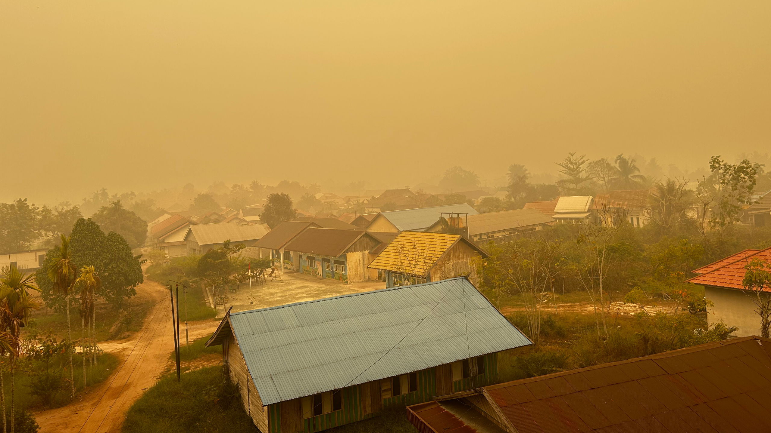buildings and haze in Indonesia